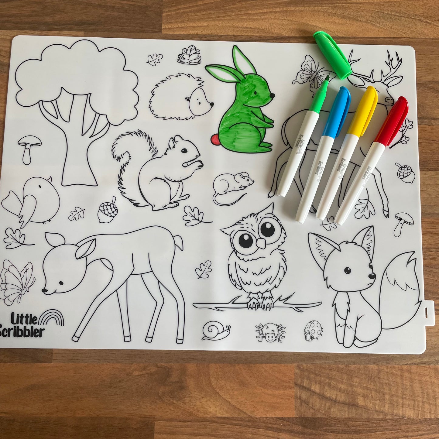 Wipe Clean Silicone Colouring Mat, Pens and Pouch - Woodland Creatures