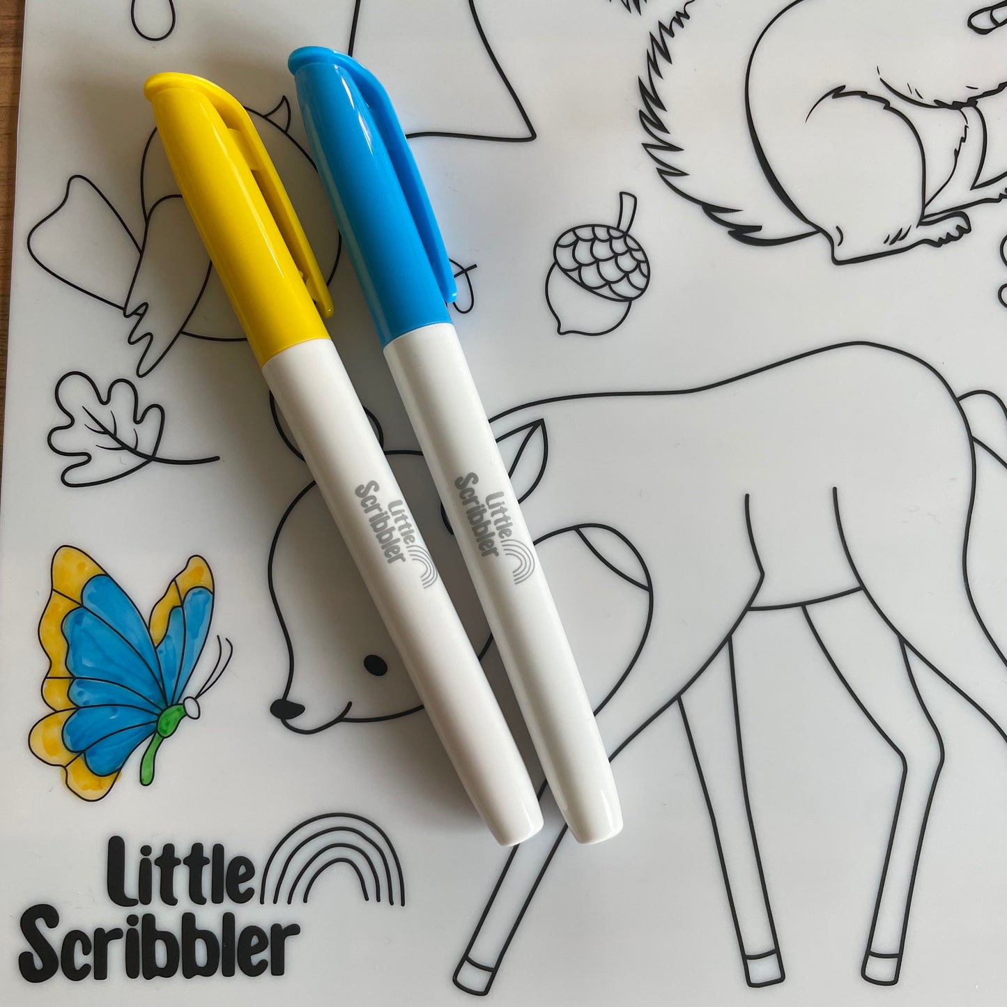 Wipe Clean Silicone Colouring Mat, Pens and Pouch - Woodland Creatures