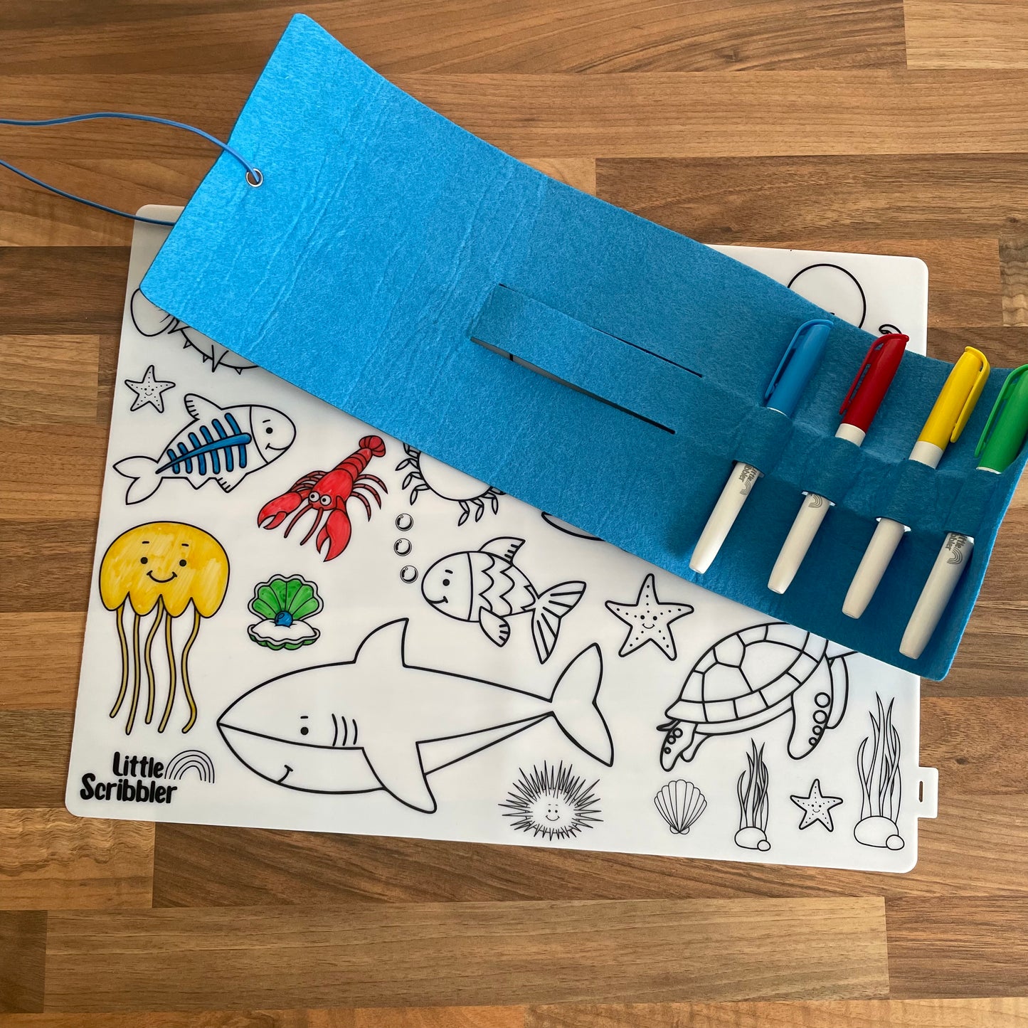 Wipe Clean Silicone Colouring Mat, Pens and Pouch - Sea life